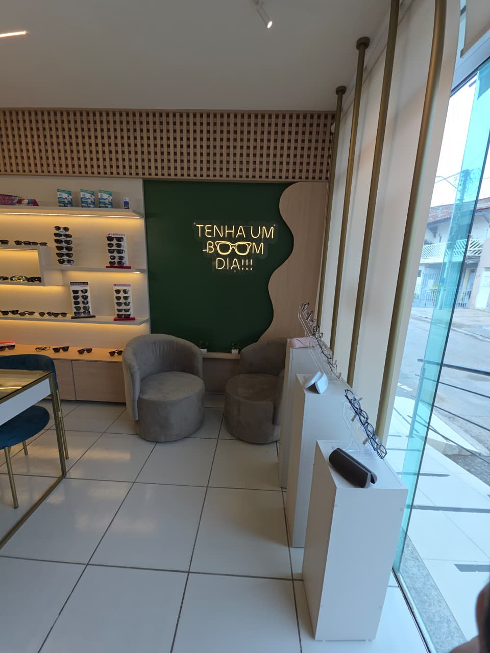 Sala de espera da Óptica Nossa Senhora Aparecida